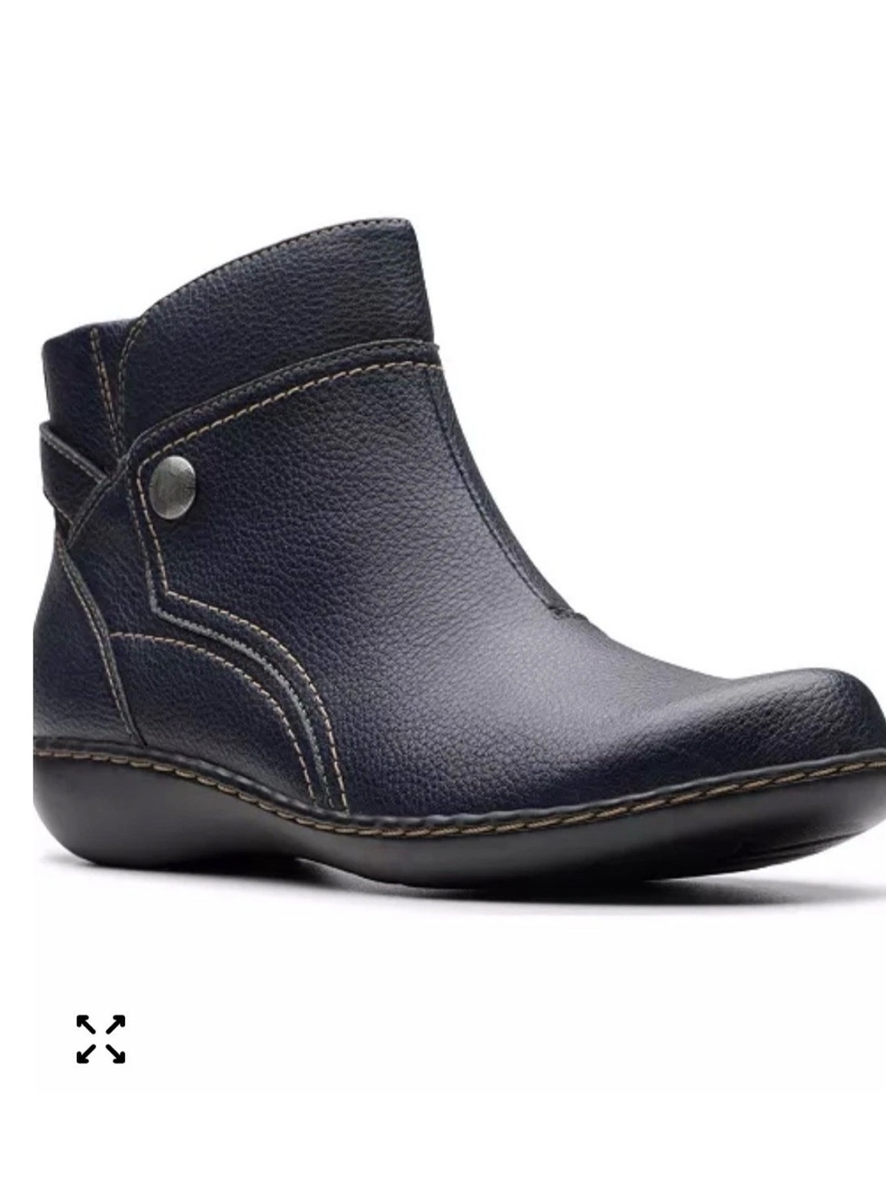 Clark’s Ashland Mabel black tumbled leather ankle boots size 8.5 wide width